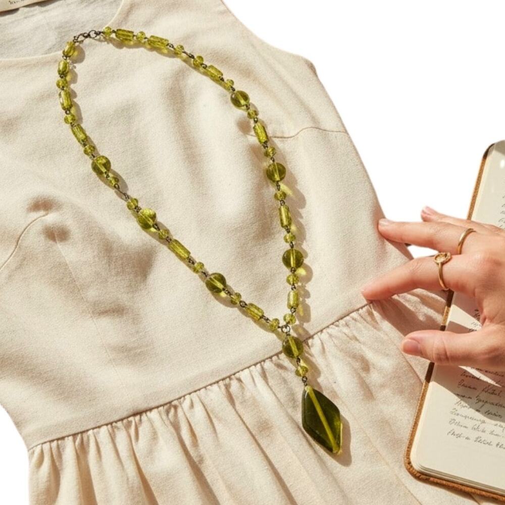 Vintage Avocado Green Glass Beaded Y Necklace 16” Pendant Drop